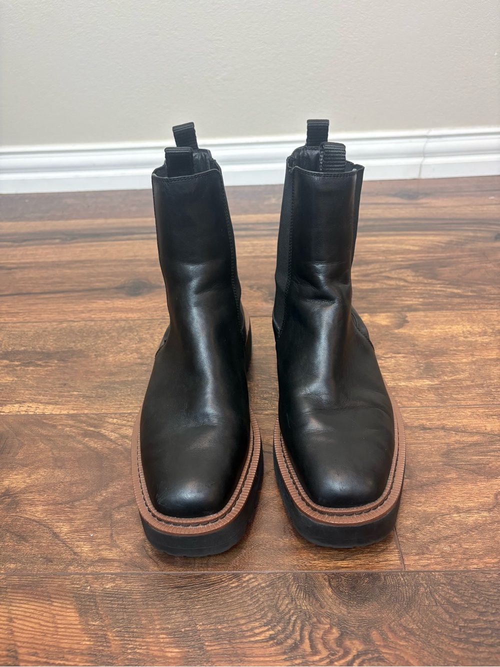 Sam Edelman Laguna Chelsea Leather Boots Lug Sole Black Size 9.5 - Picture 2 of 7
